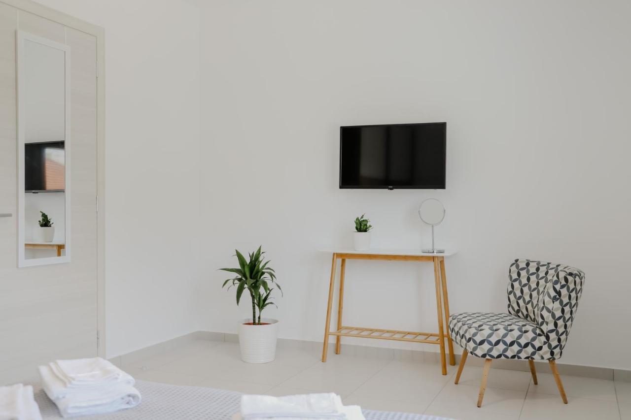 The Olive House Apartment Nea Peramos  Ngoại thất bức ảnh